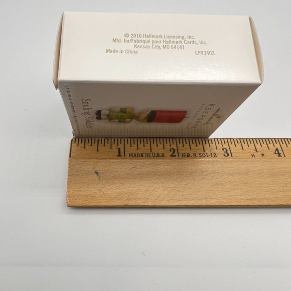 Hallmark Keepsake SMILING SOLDIER Ornament From 2010 New In Box - Picture 6 of 7